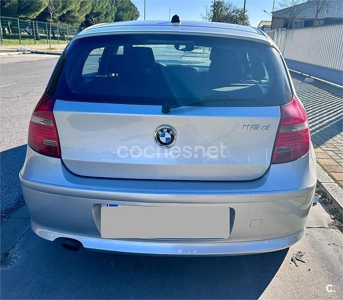 Gris / plata Usado 2010 BMW 116 Utilitario | 5990 € (Buen precio) - Imagen 1/4