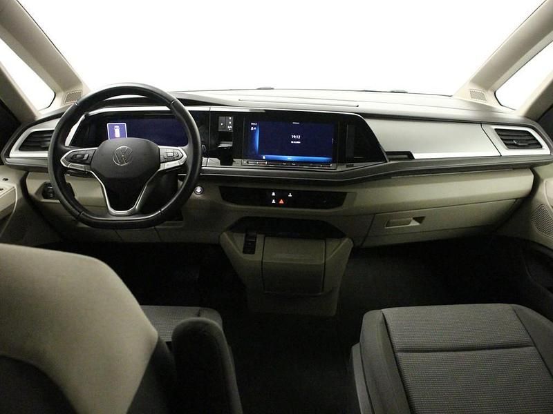 Usado VW Multivan 150 CV (110 kW) 2025 Gris Van