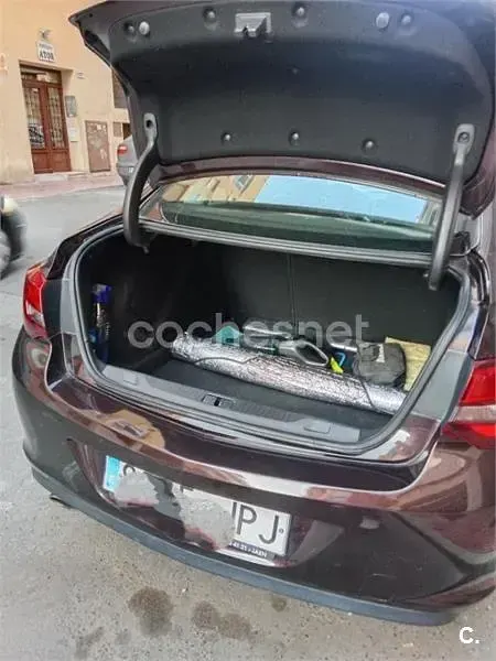 Usado Opel Astra Elegance 140 CV (102 kW) 2016 Marrón Berlina