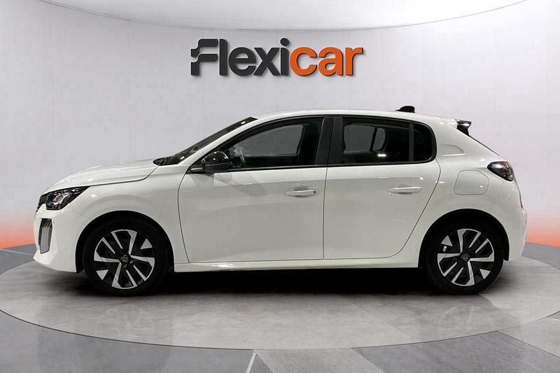Usado Peugeot 208 Active 102 CV (75 kW) 2024 Blanco Utilitario