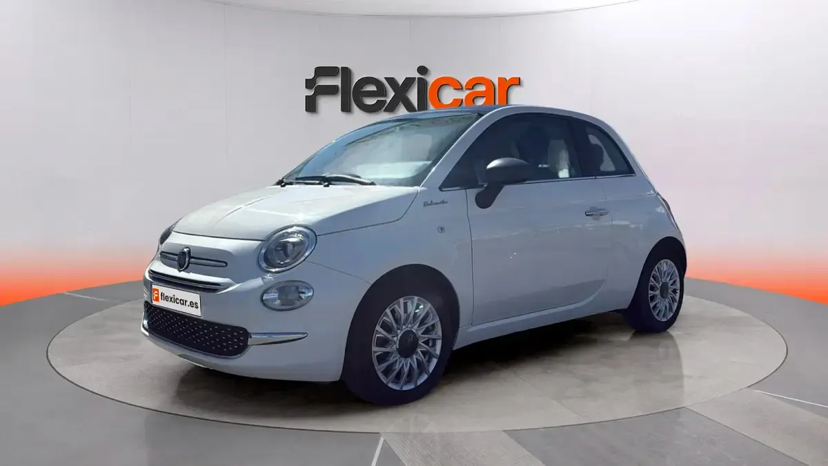 Usado Fiat 500 Dolcevita 70 CV (51 kW) 2023 Blanco Berlina