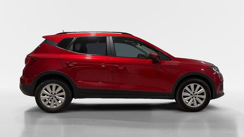 Usado Seat Arona Style 90 CV (66 kW) 2021 Rojo SUV