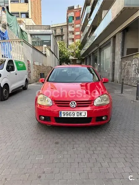 Usado VW Golf IV Sportline 115 CV (84 kW) 2005 Rojo Berlina
