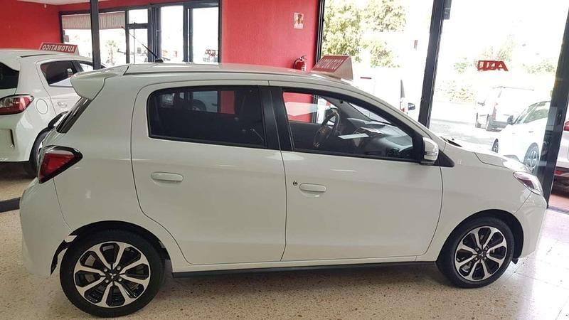 Usado Mitsubishi Space Star 71 CV (52 kW) 2022 Blanco Utilitario