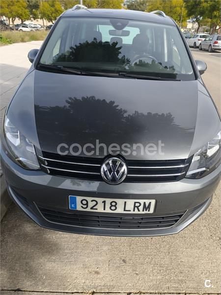 Usado VW Sharan Sportline 150 CV (110 kW) 2021 Gris / plata Monovolumen