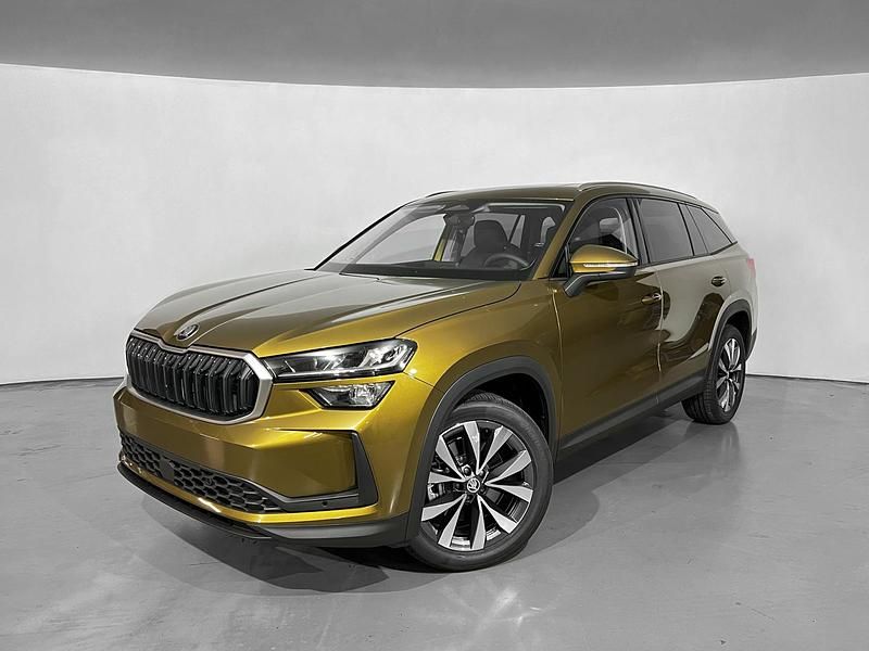 Bronx gold efecto perla Usado 2024 Skoda Kodiaq Selection SUV | 35.990 € (Caro) - Imagen 1/4