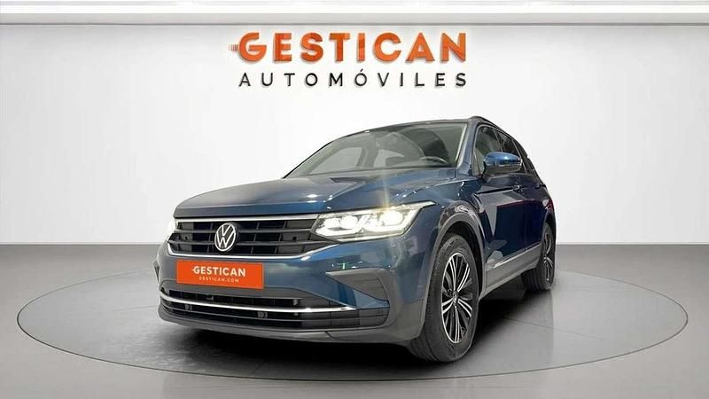 Azul Usado 2023 VW Tiguan Life SUV | 26.990 € (Super precio) - Imagen 1/3
