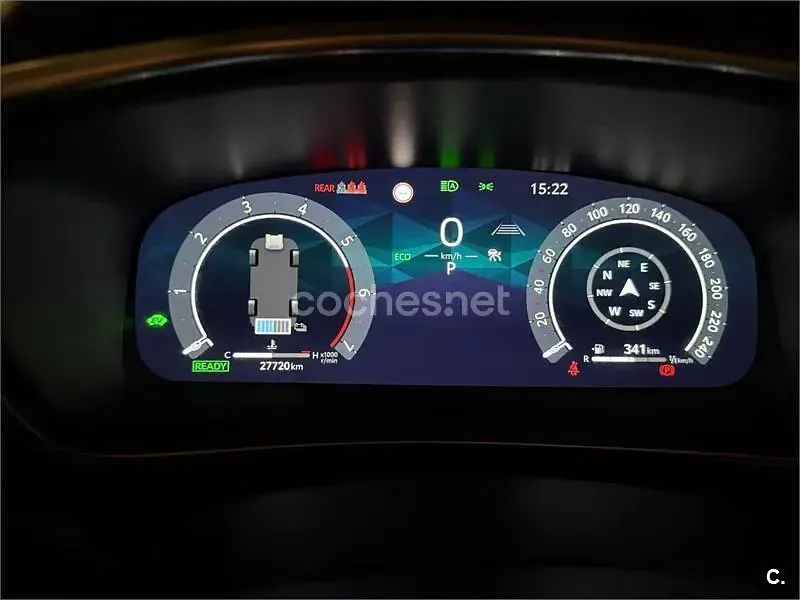 Usado Toyota Corolla Style 140 CV (102 kW) 2024 Gris / plata Berlina