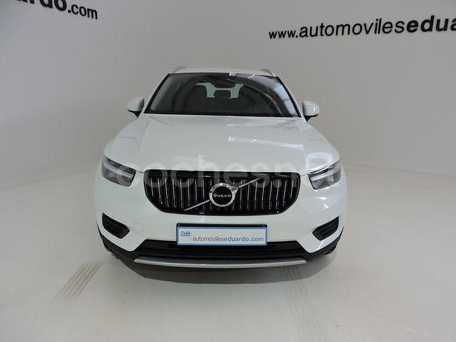 Usado Volvo XC40 211 CV (155 kW) 2022 Blanco SUV