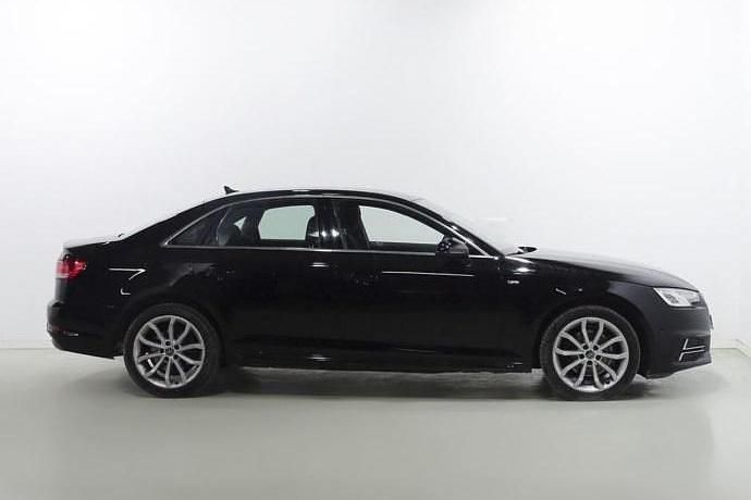 Usado Audi A4 S-Line 150 CV (110 kW) 2017 Negro Berlina
