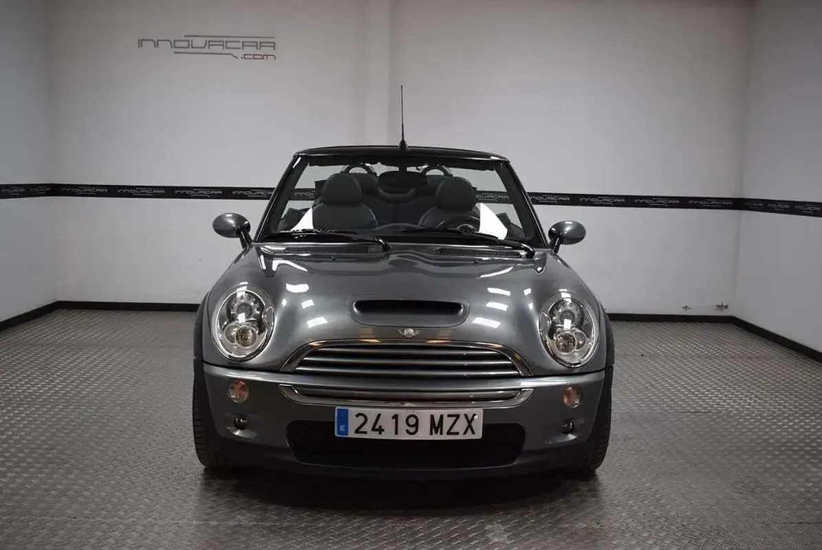 Usado Mini Cooper Cabriolet 170 CV (125 kW) 2004 Gris Descapotable