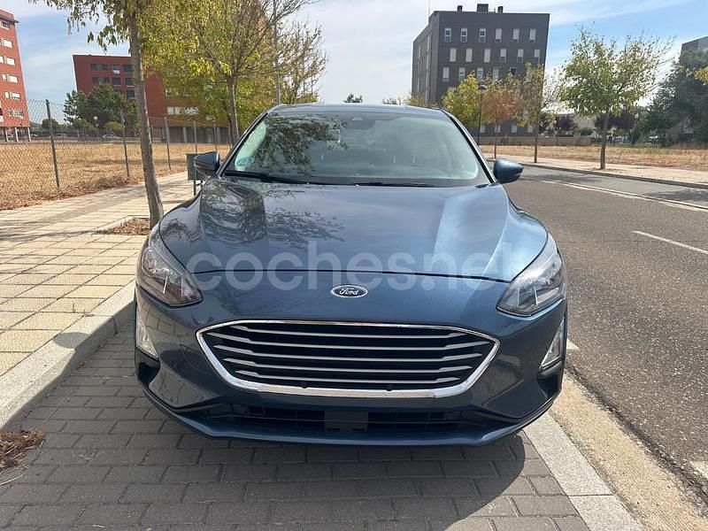 Usado Ford Focus Trend 120 CV (88 kW) 2022 Azul Berlina