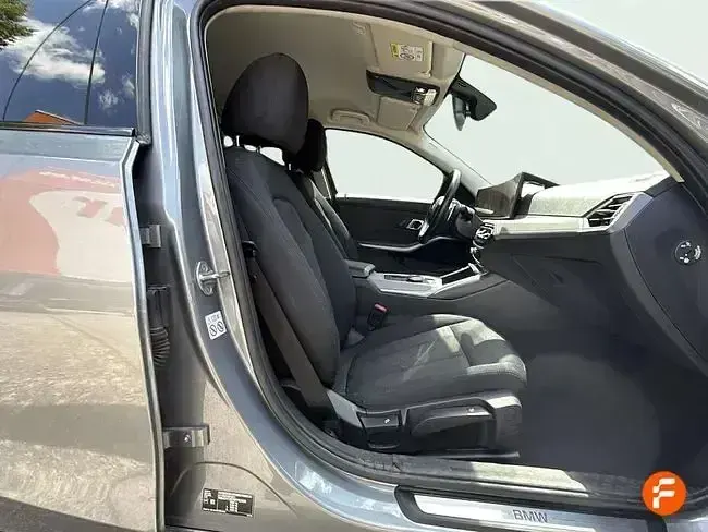 Usado BMW 320 190 CV (139 kW) 2023 Gris Familiar