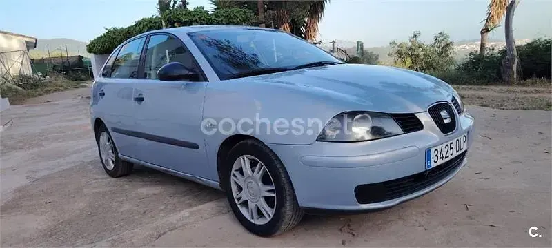 Usado Seat Ibiza Reference 64 HP (47 kW) 2006 Cinzento Citadino
