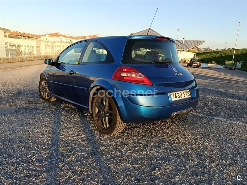 Usado Renault Mégane II GT 150 CV (110 kW) 2007 Azul Berlina