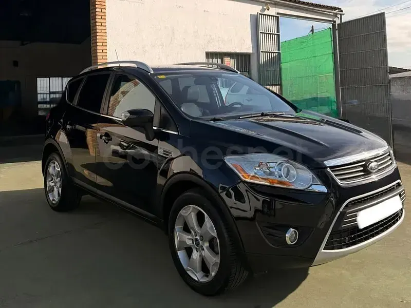 Usado Ford Kuga Titanium 136 CV (100 kW) 2008 Negro SUV