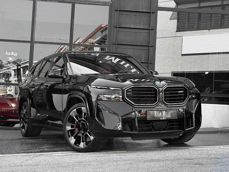 Negro Usado 2023 BMW XM Shadowline SUV | 134.900 € - Imagen 1/4