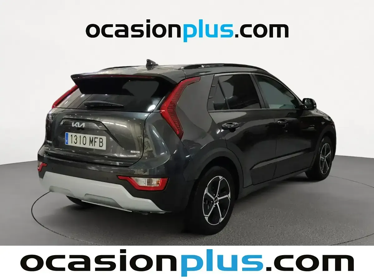Begagnad Kia Niro 183 HK (134 kW) 2023 Grå SUV
