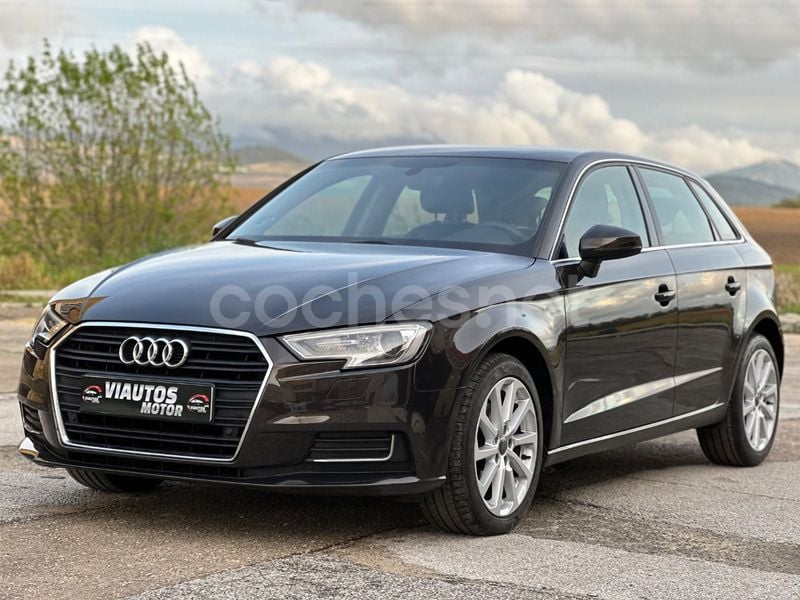 Negro Usado 2017 Audi A3 Sportback Design Berlina | 15.499 € (Precio justo) - Imagen 1/4