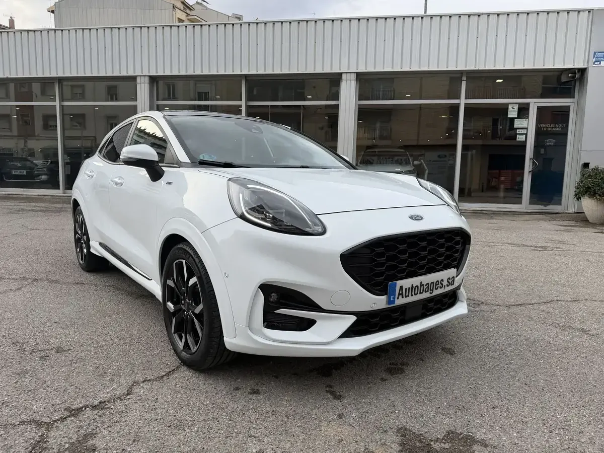 Usado Ford Puma ST-Line X 155 CV (114 kW) 2024 Blanco SUV