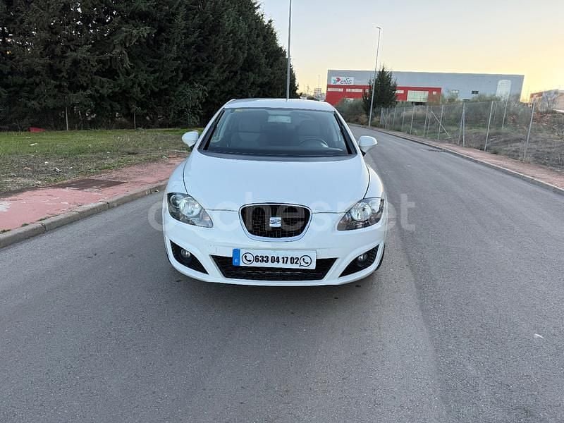 Blanco Usado 2011 Seat Leon Reference Berlina | 6500 € (Precio justo) - Imagen 1/4