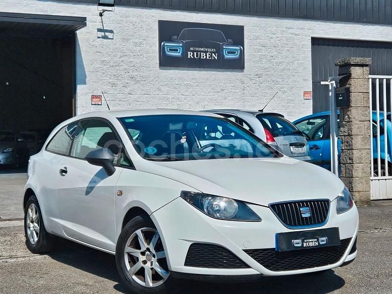 Blanco Usado 2009 Seat Ibiza Reference Berlina | 4900 € (Precio justo) - Imagen 1/4