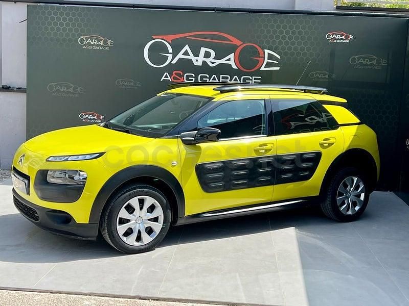 Usado Citroën C4 Feel 82 CV (60 kW) 2015 Amarillo Berlina