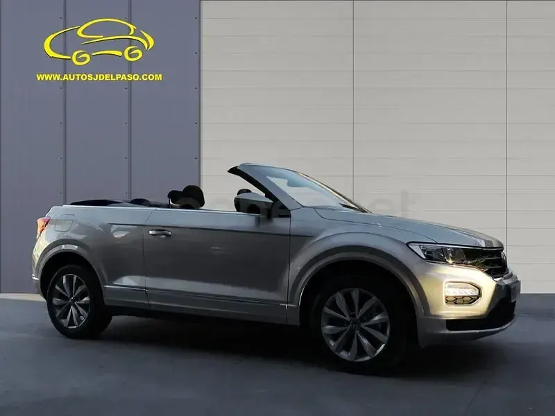 Usado VW T-Roc Style 110 CV (80 kW) 2021 Beige SUV
