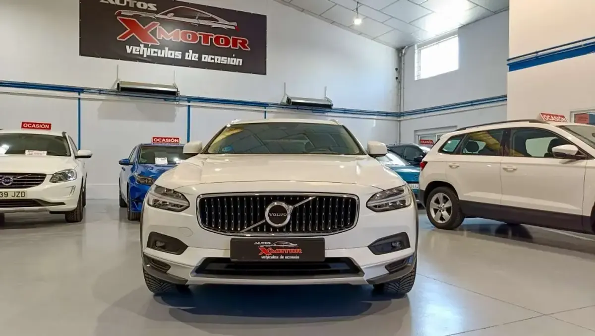 Usado Volvo V90 CC Pro 197 CV (144 kW) 2021 Blanco Familiar