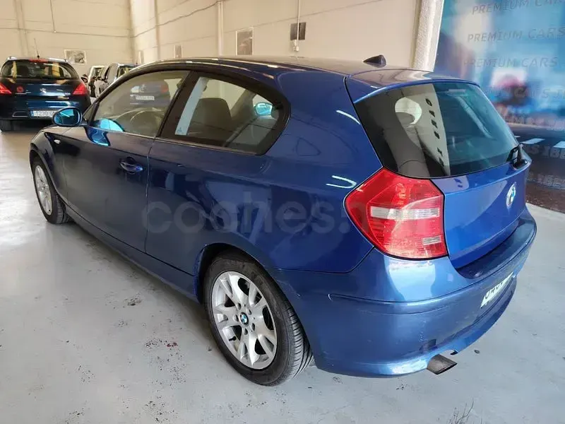 Usado BMW 118 143 CV (105 kW) 2008 Azul Utilitario