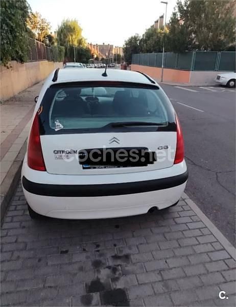 Usado Citroën C3 70 CV (51 kW) 2004 Blanco Berlina