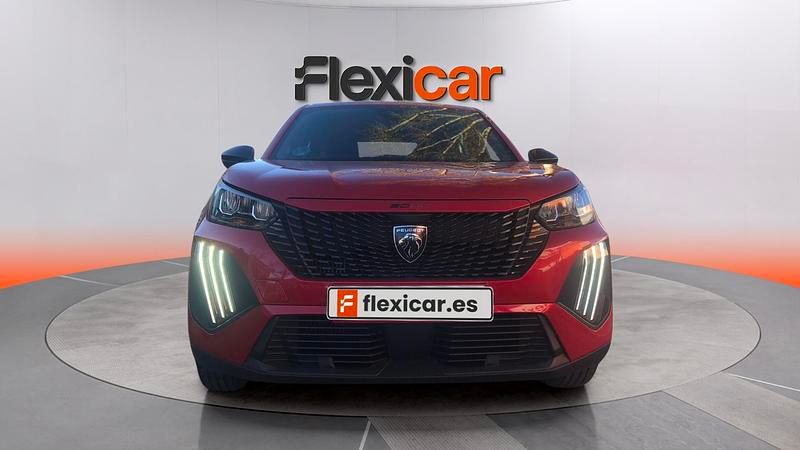 Usado Peugeot 2008 Active 102 CV (75 kW) 2023 Granate SUV