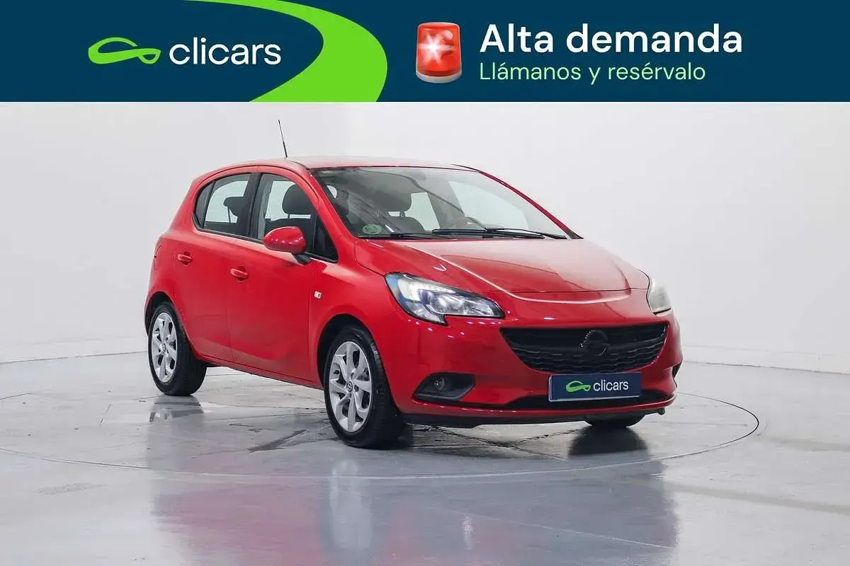 Usado Opel Corsa Selective 90 CV (66 kW) 2016 Rojo Utilitario