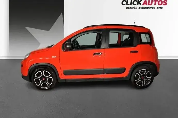 Usado Fiat Panda City Life 71 CV (52 kW) 2022 Rojo Utilitario