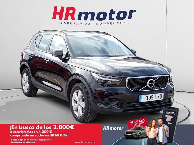 Negro Usado 2022 Volvo XC40 Momentum SUV | 28.990 € (Un poco caro) - Imagen 1/4