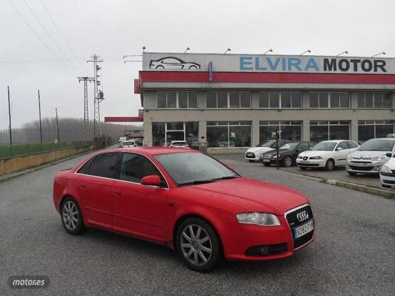 Usado Audi A4 Advanced 143 CV (105 kW) 2008 Rojo Berlina