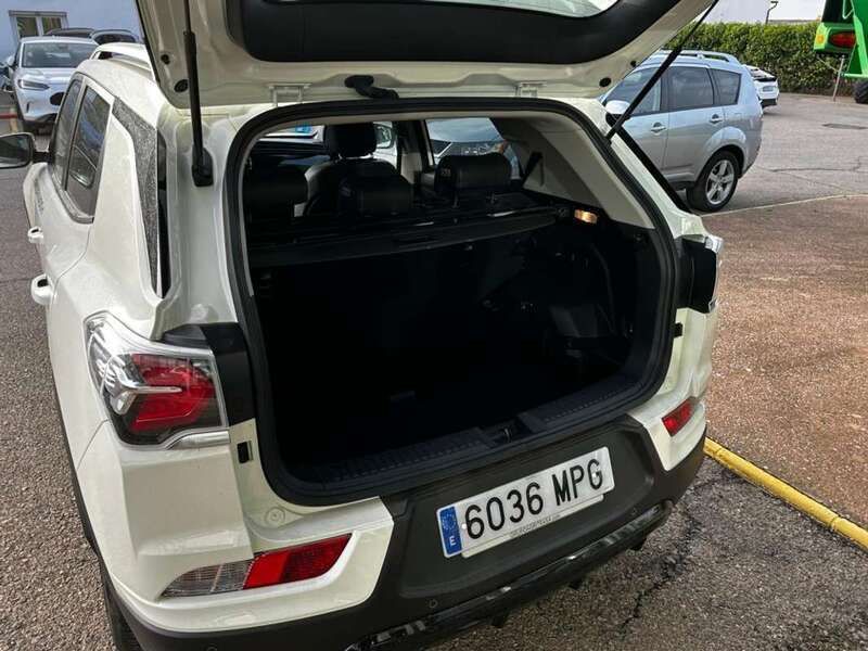 Usado Ssangyong (KGM) Korando 190 CV (139 kW) 2024 Blanco SUV