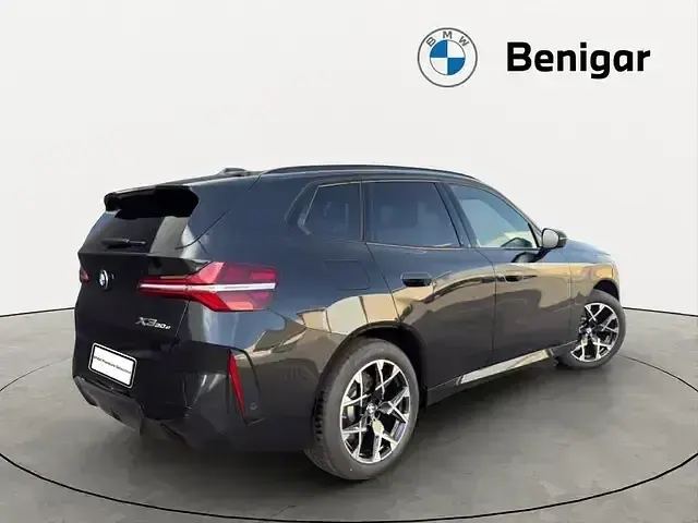 Nieuw BMW 220 299 PK (219 kW) 2026 Zwart SUV