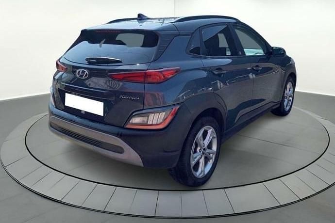 Usado Hyundai Kona 120 CV (88 kW) 2022 Gris SUV