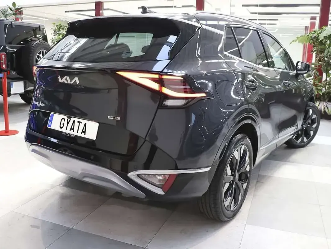 Usado Kia Sportage 266 CV (195 kW) 2022 Gris SUV
