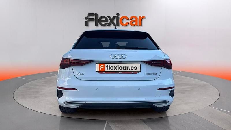 Usado Audi A3 Premium 116 CV (85 kW) 2021 Blanco Berlina