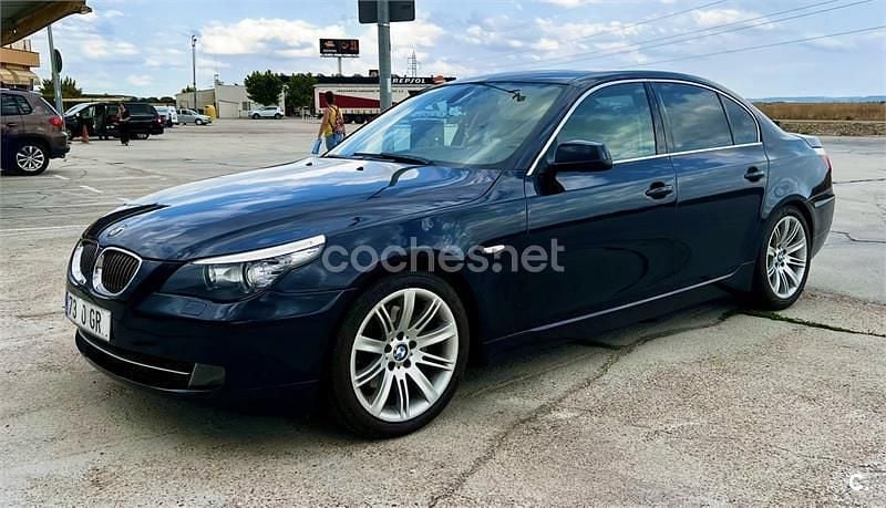 Azul Usado 2009 BMW 525 Berlina | 9300 € (Precio justo) - Imagen 1/4