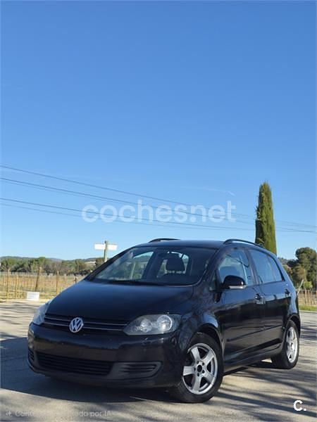Begagnad VW Golf Plus Cross Advance 110 HK (80 kW) 2009 Svart Minibuss