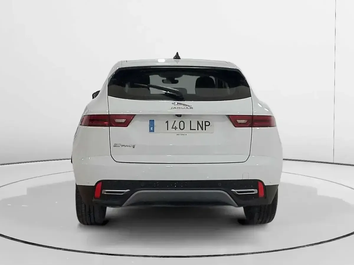 Usado Jaguar E-Pace 163 CV (119 kW) 2021 Blanco SUV