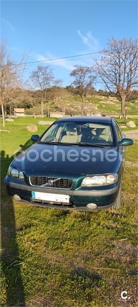 Usado Volvo S60 163 CV (119 kW) 2002 Verde Berlina