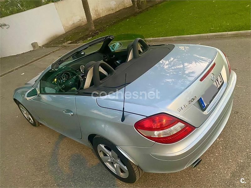 Usado Mercedes SLK200 163 CV (119 kW) 2006 Gris / plata Descapotable