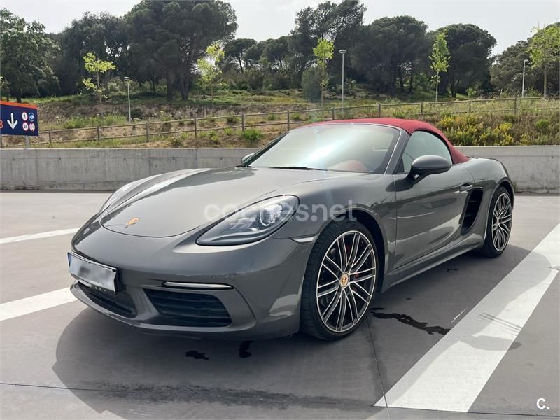 Gris / plata Usado 2017 Porsche 718 Boxster S Descapotable | 63.000 € - Imagen 1/4
