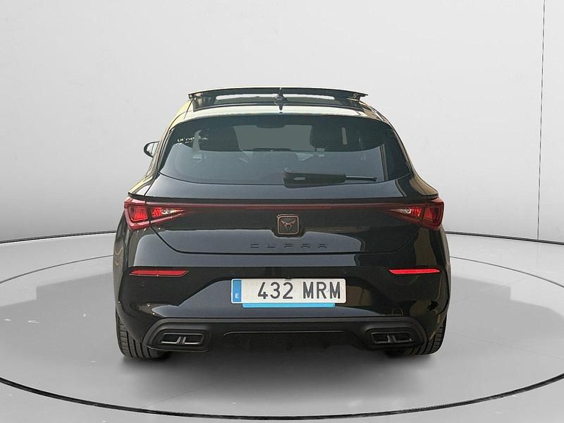 Usado Cupra Leon 150 CV (110 kW) 2023 Negro