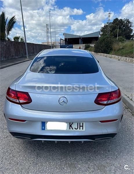Usado Mercedes C220 194 CV (142 kW) 2018 Gris / plata Coupe