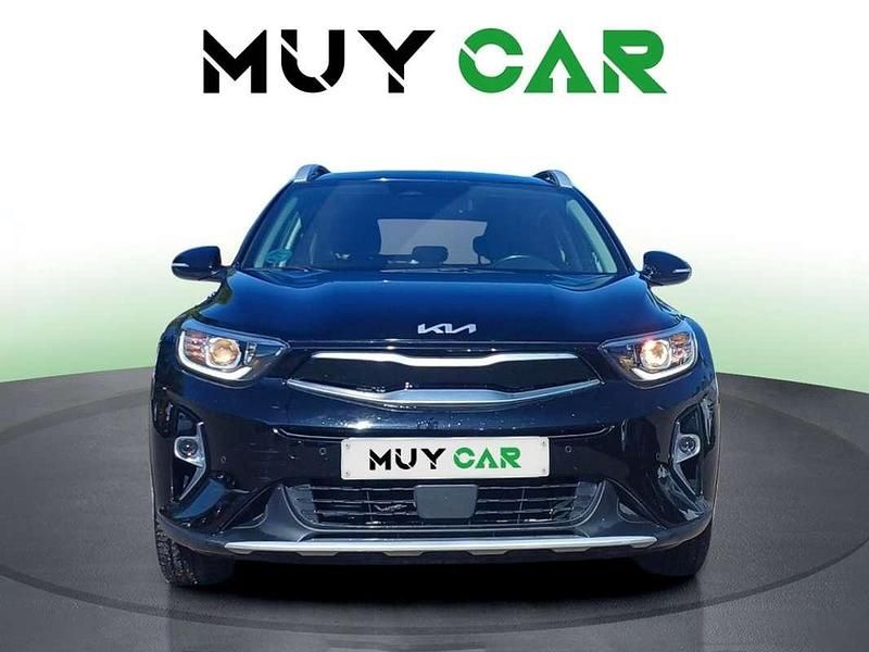 Usado Kia Stonic 84 CV (61 kW) 2023 Negro SUV